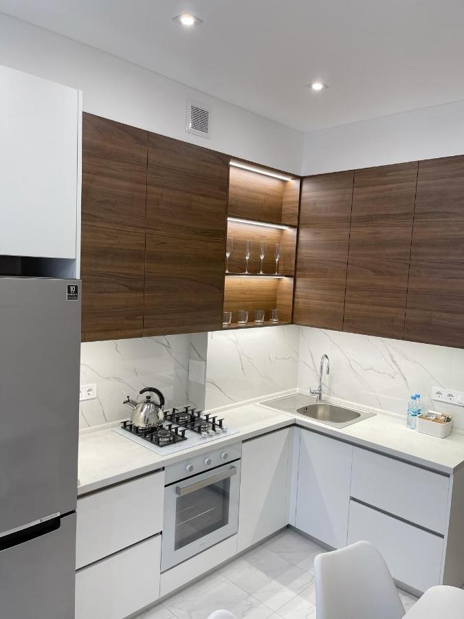 אודסה Apartments Light Room מראה חיצוני תמונה