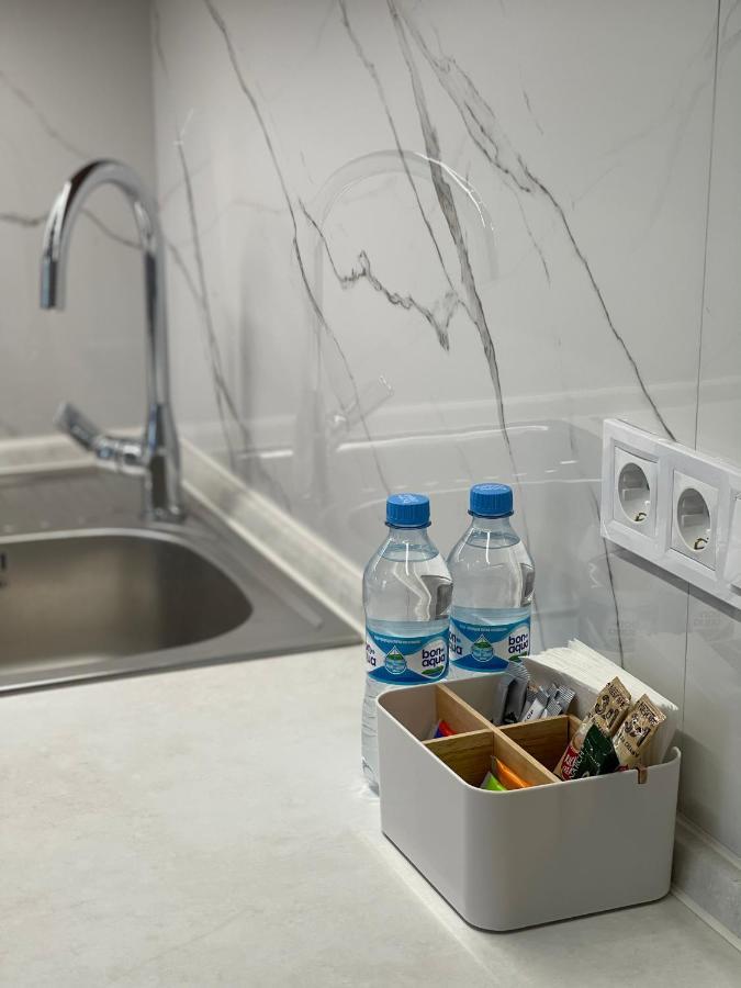 אודסה Apartments Light Room מראה חיצוני תמונה